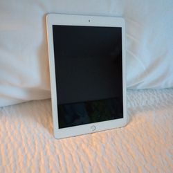 iPad 6 W/ Cellular