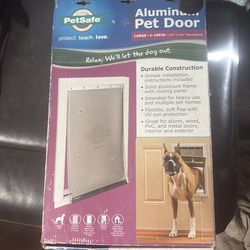 Aluminum pet door