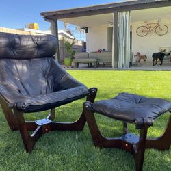 High Back Copenhagen Mid Century Modern Leather Accent Side Chair W/ Ottoman