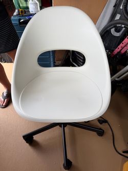 White Shell Office Chair with Casters
