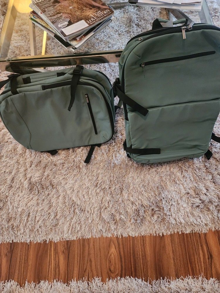 2 New back Packs