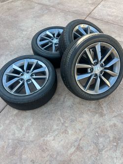 Honda civic wheels and tires