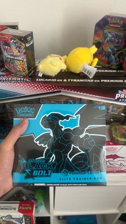 Pokémon Center Black Bolt Elite Trainer Box
