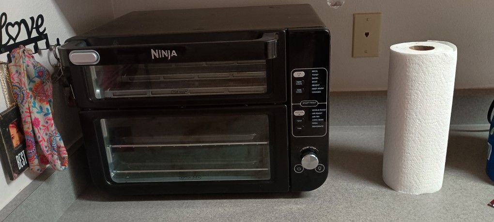 NINJA Toaster Oven 3 Compartment Oven Microwave