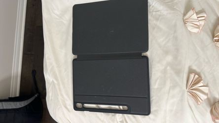 JETech Galaxy Tab S10 Lite / S10 FE / S9 FE 10.9-inch Tri-Fold Case