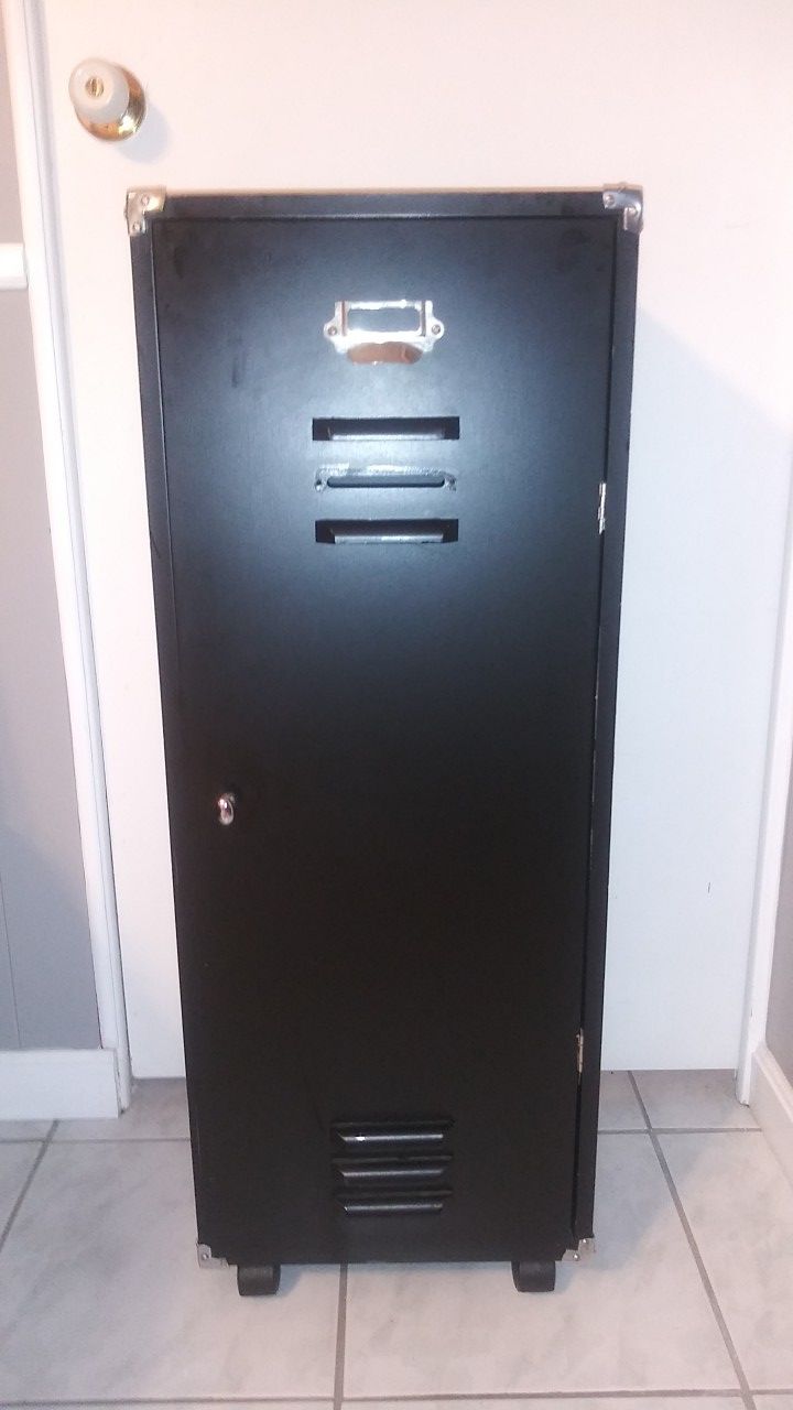 Cabinet, Wood on Wheels w/Shelves