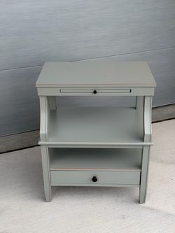 Beautiful Entry / Side Table