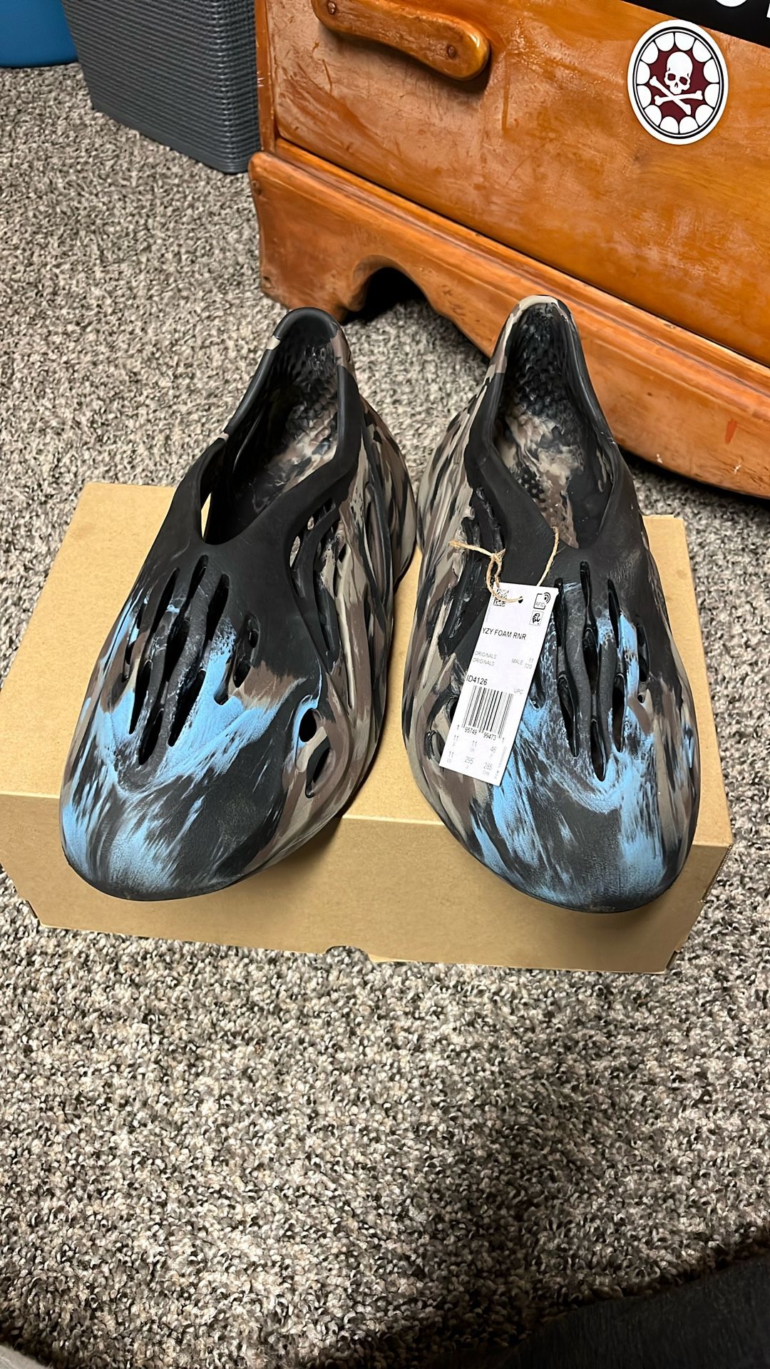 Yeezy Foam RNR MX Cinders