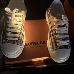 Burberry Shoes
