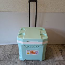 IGLOO. Latitude 60 Roller Wheeled Cooler 