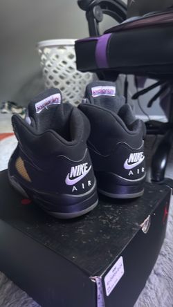 Air Jordan 5 black metallic