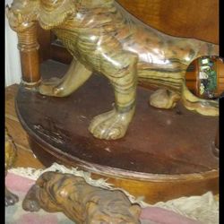 3 Solid alabaster tiger set over 75 years oldi