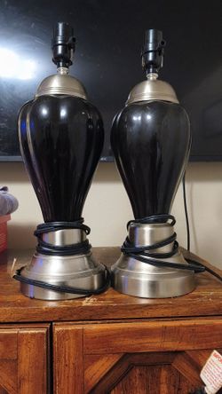 2 black lamps