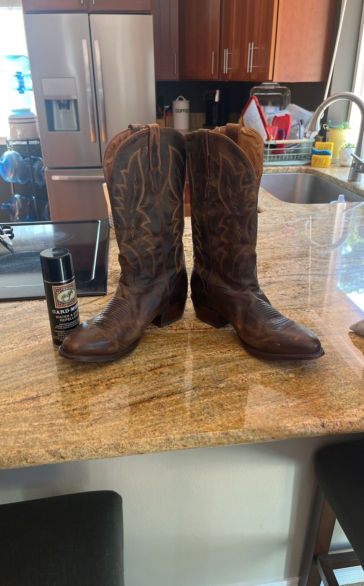 Men’s Boots And Belt