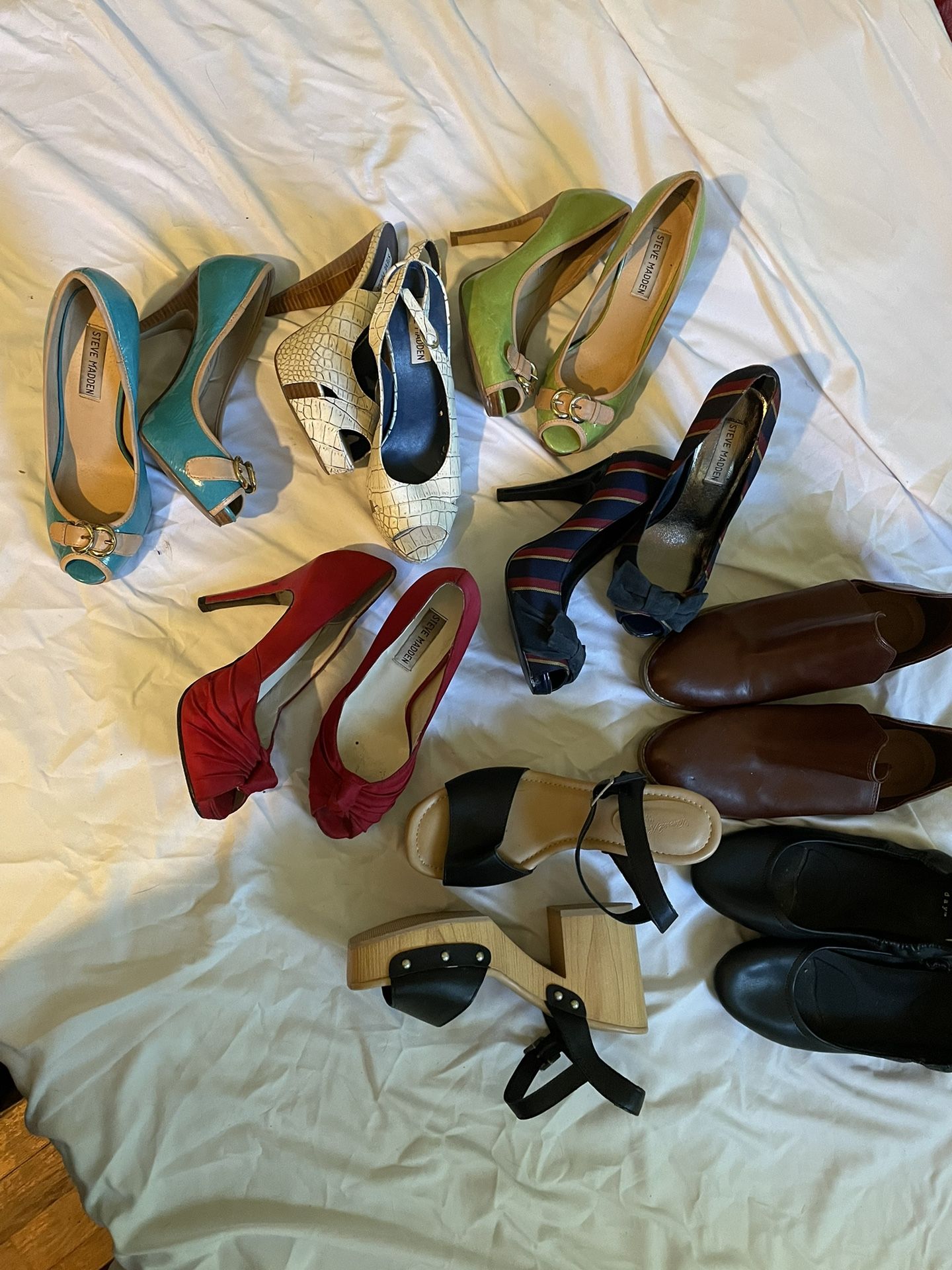 Steve Madden Shoe Collection Size 7 Size 7.5 Heels Flats Bootie Sandle