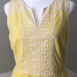Fully Lined Yellow Sundress With White Embroidery By Vineyard Vines (size 4)
