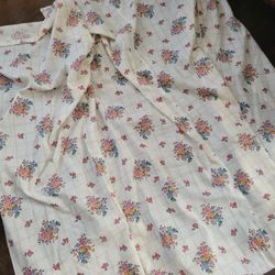 Vintage Boho Bohemian MCM 70s Floral Tablecloth