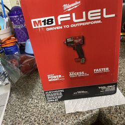 Milwaukee 1/2 Inch Mid Torque  Fuel Brusslees
