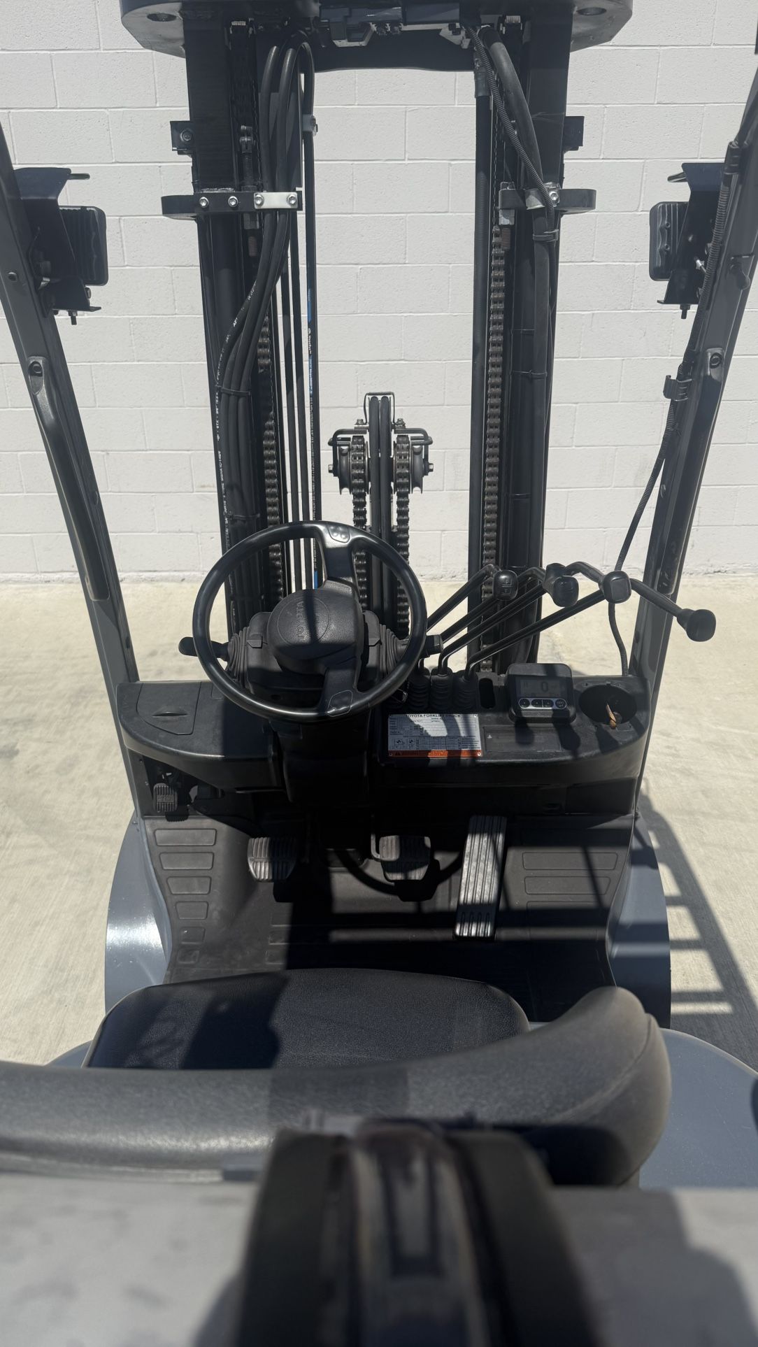 08 Toyota Forklift