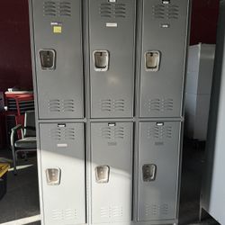 Lockers I Have 5 Of These 250 A Piece Or 1000 For All