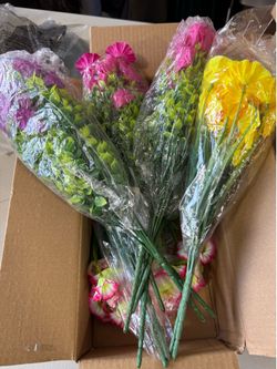 14 Bundles Artificial Flowers
