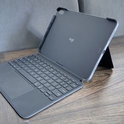 Logitech Combo Touch - iPad Air