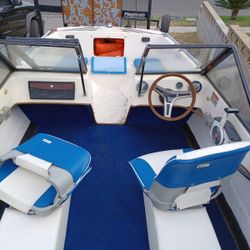 1979 Sea swirl Trihull