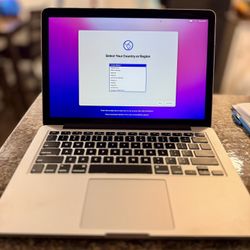 MacBook Pro 13” Retina (Early 2015) - 2.9GHz i5 /8GB / 512GB SSD - Great Condition