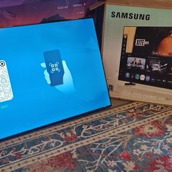 TV SAMSUNG 65" SMART 4K slightly Dent Frame