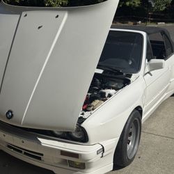 1992 BMW 325i