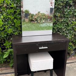 Vanity With Mirror Jewelry Cabinet / Mirror Jewelry Vanity Organizer, Jewelry Storage Cabinet with 1 Drawers And Small Stool