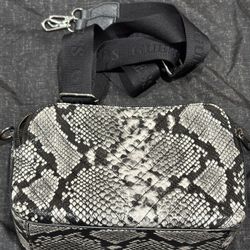 Guess Crossbody Bag