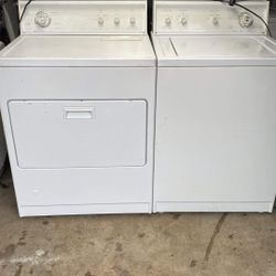 Kenmore Washer And Gas Dryer Set For $425