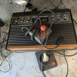 Atari 2600 With Games 