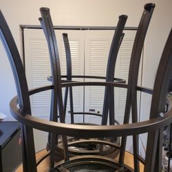 Bar Stool Table And Chairs $150