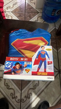 Superman Boys Costume Size Medium (8)