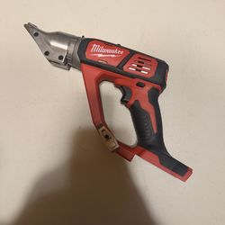 Milwaukee 18v Shear