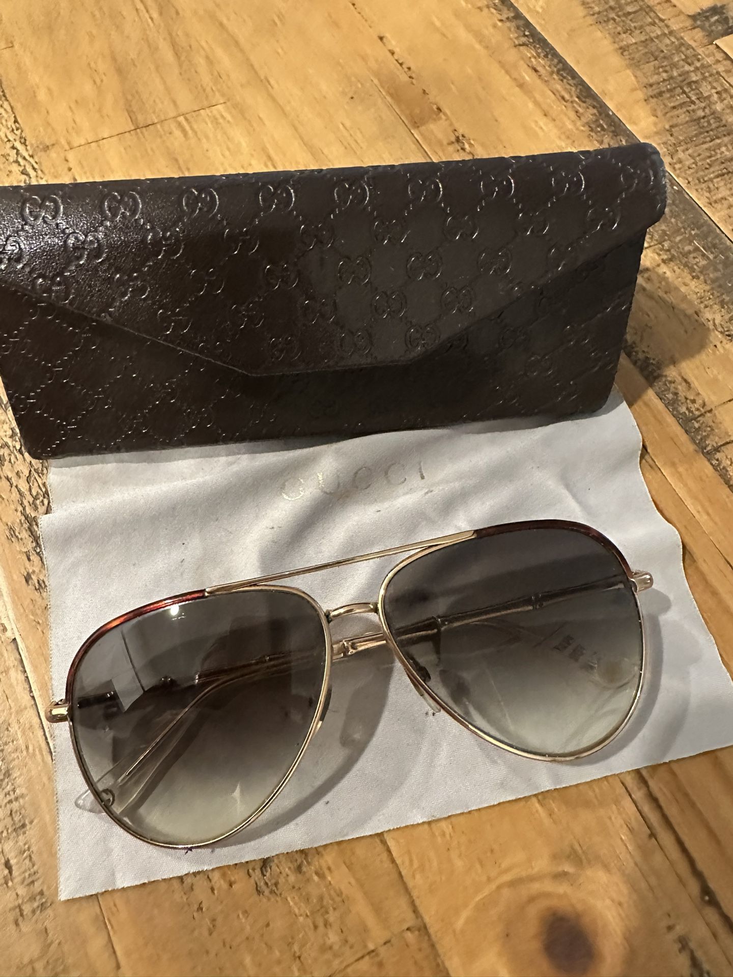 Gucci Aviator Sunglasses