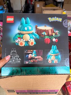 LEGO Pokémon Munchlax Building Set