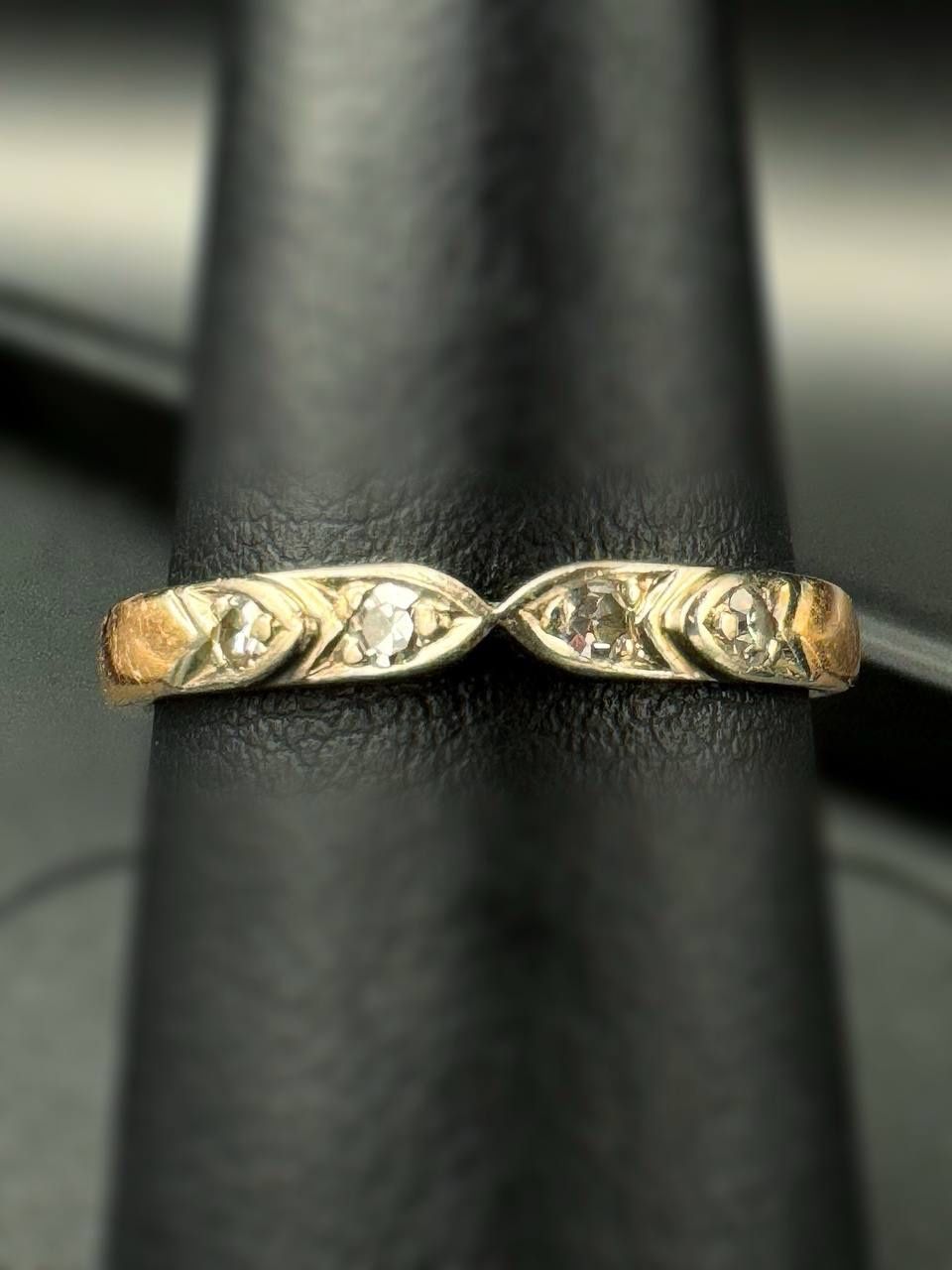 14k solid Rose and White Gold 0.15CTW Natural Diamond ring sz 7