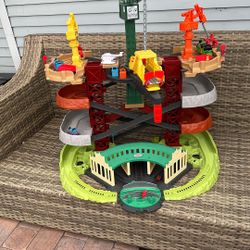 Thomas And Friends Full Complete Train Set ( Pre-own) 