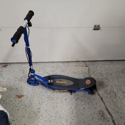 Razor E95 Power Core Electric Scooter 