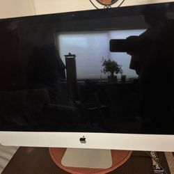 iMac Retina 5K 27 inch 2020 - 3.3 Ghz Intel 6 Core i5