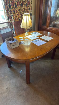 Thomasvile Dining Set With Chairs