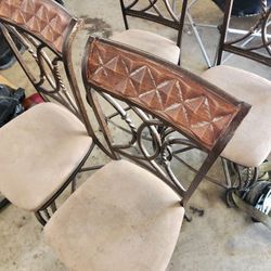 4 Iron Bar Stools 