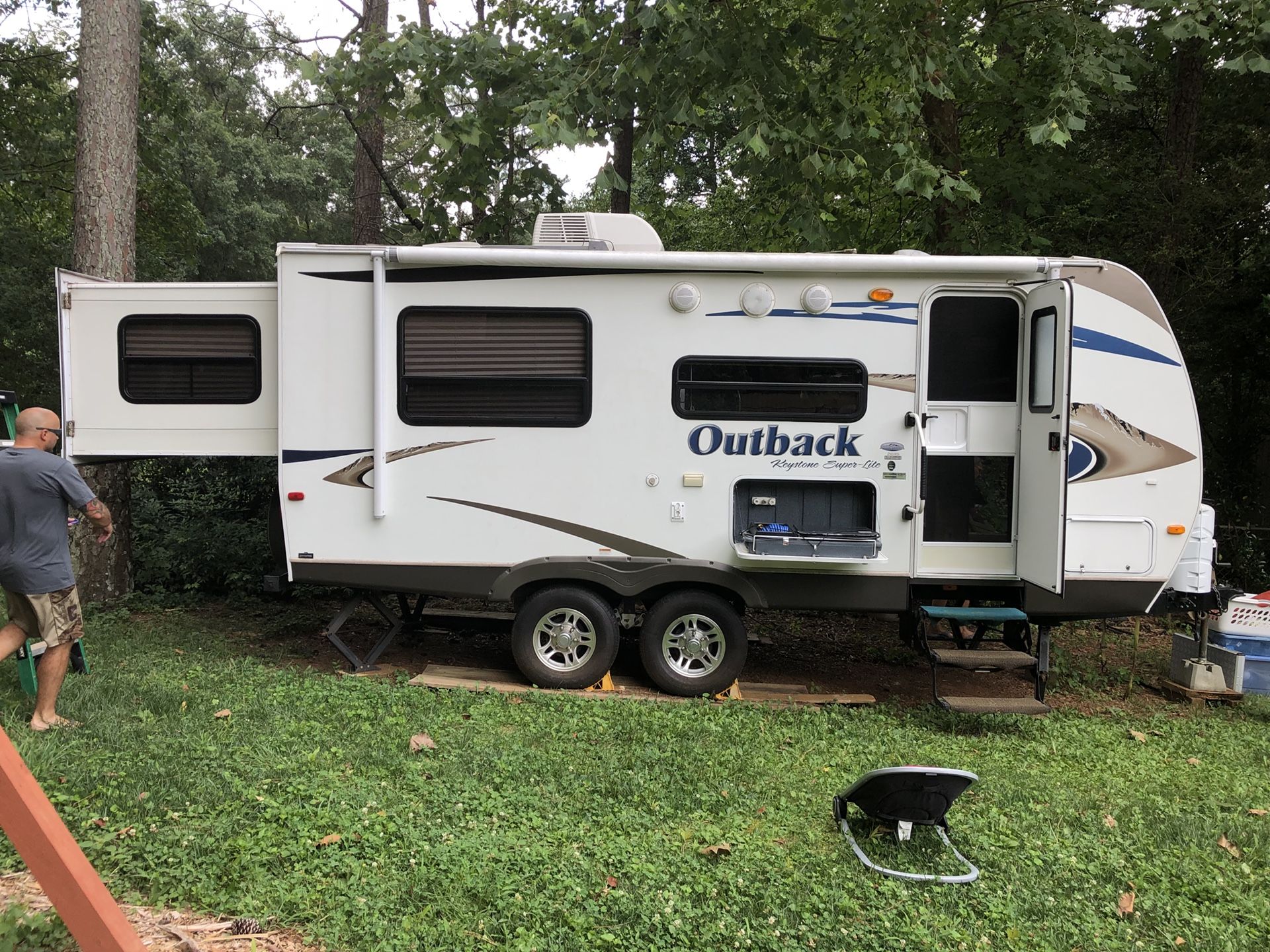 2011 Keystone Outback 210rs REDUCED!!