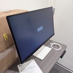 LG 27US500-W Ultrafine Monitor 27-Inch 4K UHD (3840x2160) HDR10 IPS Borderless Design Reader Mode