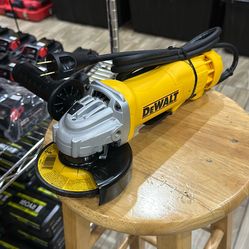 DEWALT 120V 11 Amp Corded 4.5 in. Small Angle Grinder
