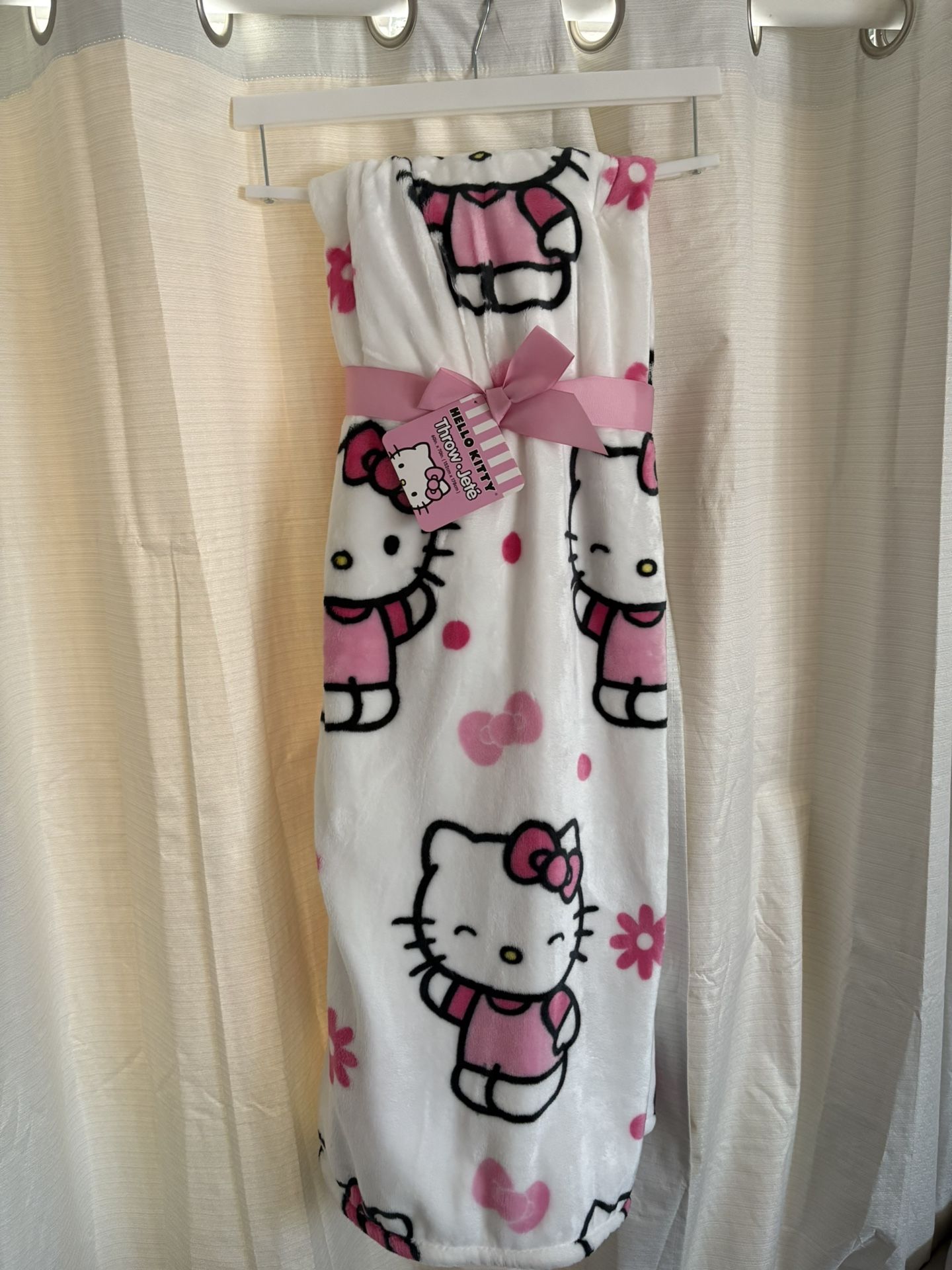 Hello Kitty Blanket