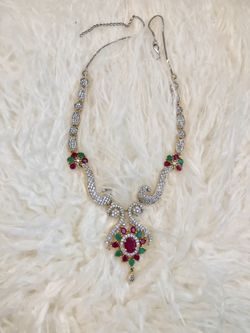 Semi-precious Stones Necklace with silver-mixed metal